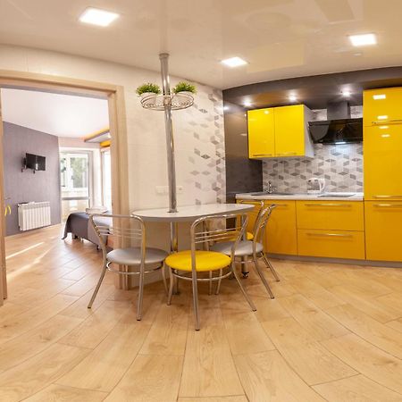 Yellow Loft Luxury Apartments With 2 Bedrooms Poltava Buitenkant foto