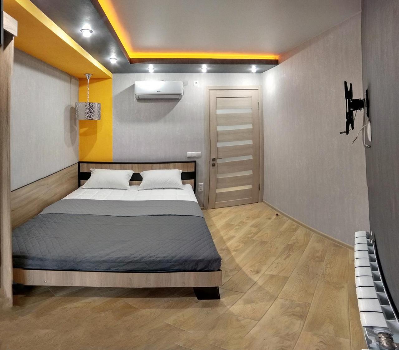 Yellow Loft Luxury Apartments With 2 Bedrooms Poltava Buitenkant foto